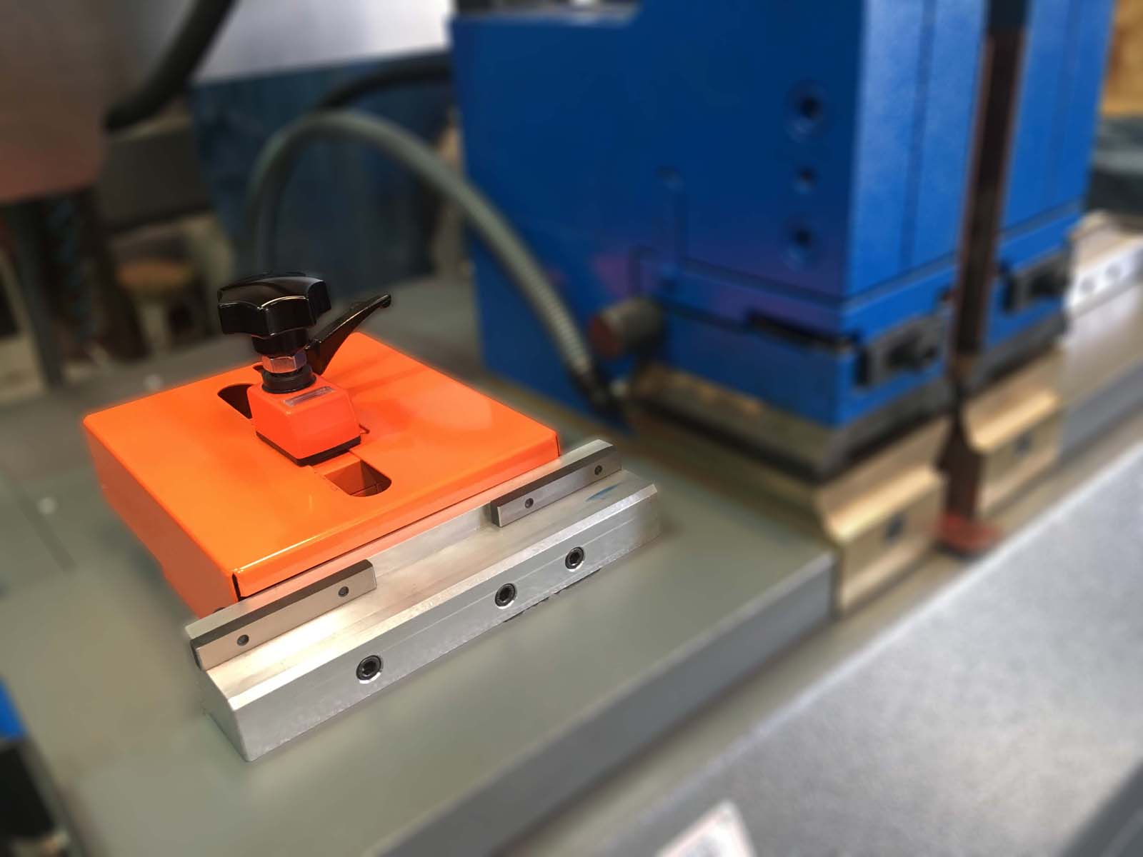 KN 67/100/120 HBA BACK EDGE STOPPER