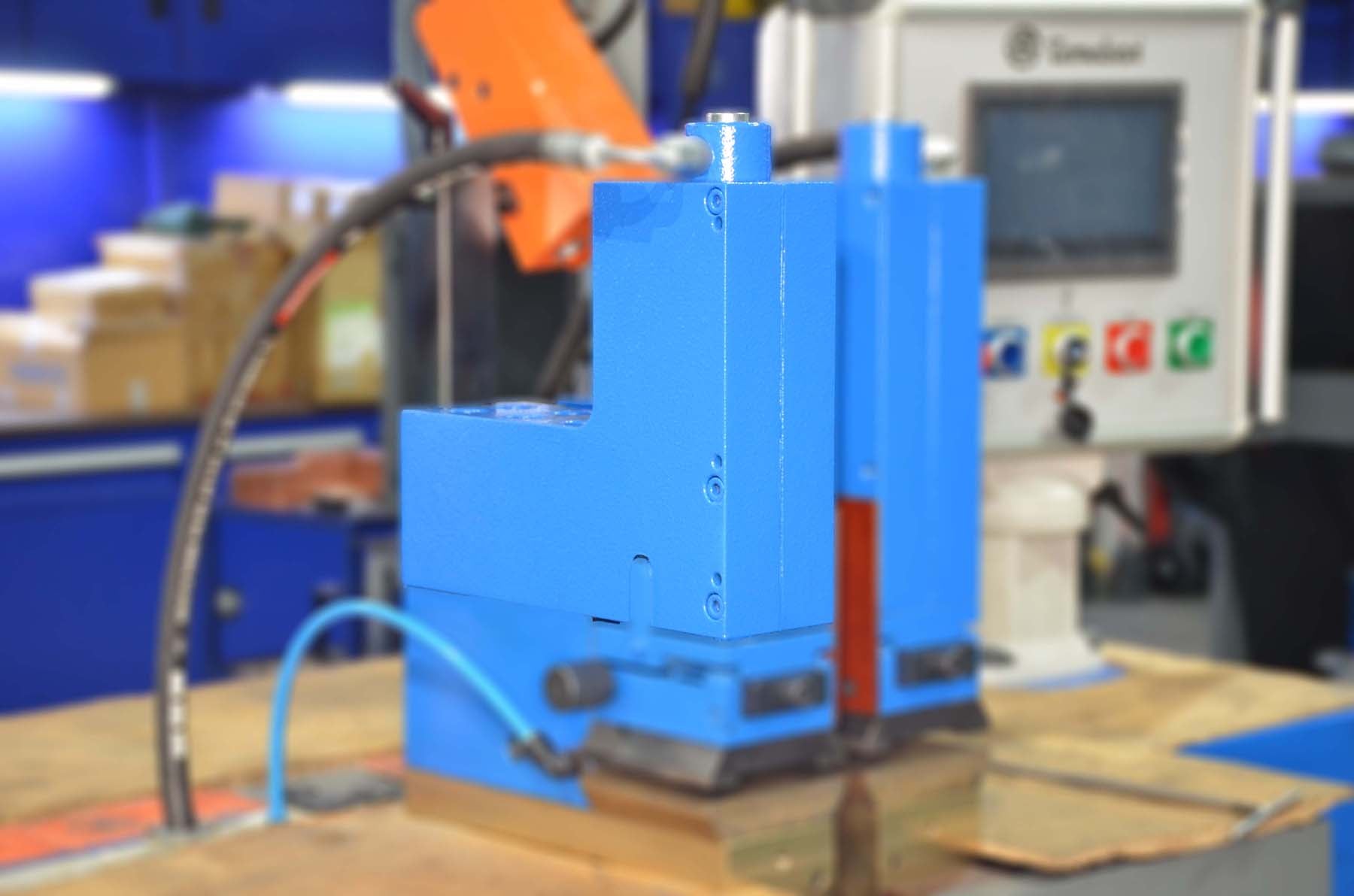 KN 100 HBA JAW CLAMPING PISTON LEFT