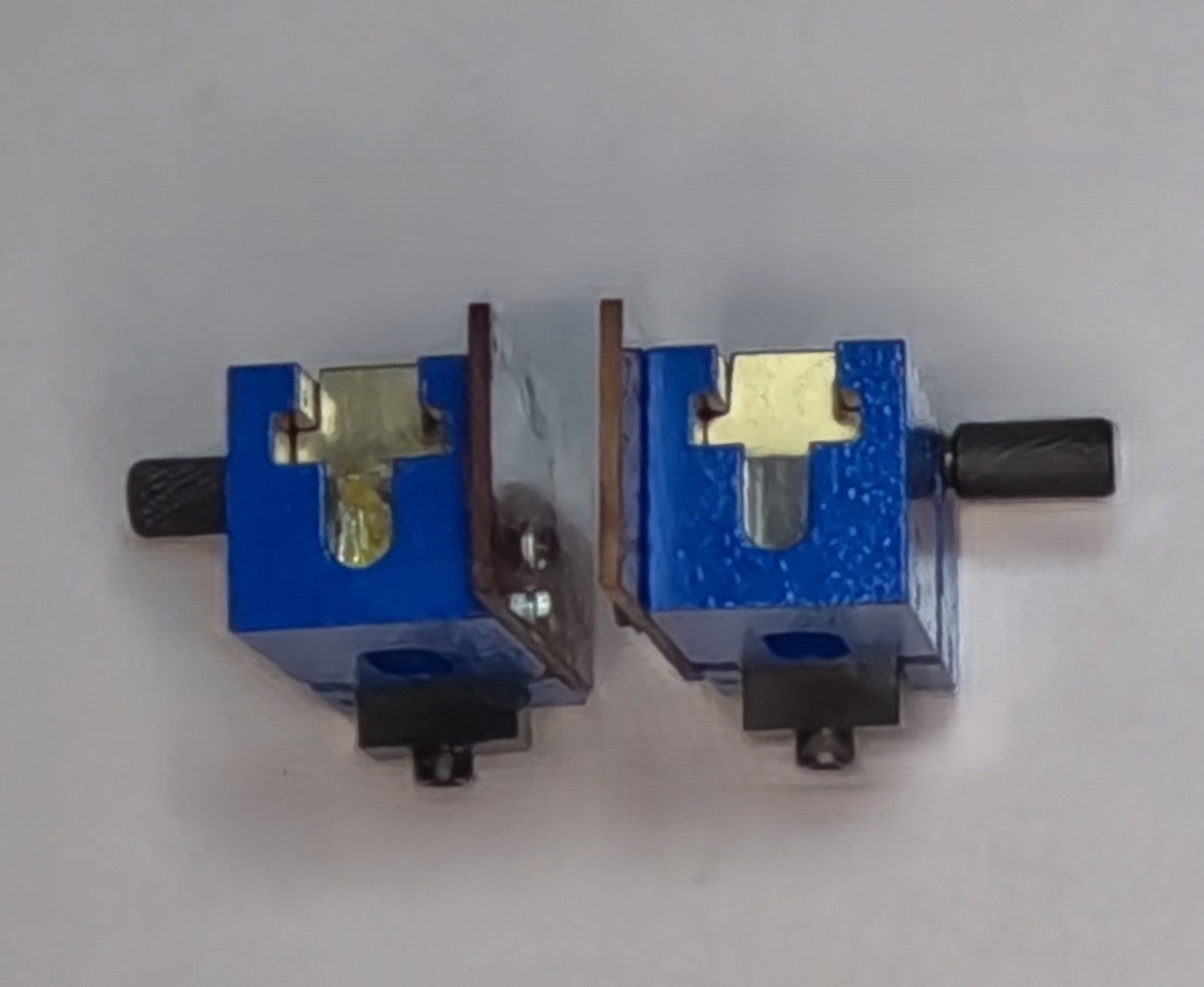 KN 41 HBS/C SIKIŞTIRMA PİSTONU KILAVUZ SETİ SOL